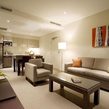 Quest Alice Springs Aparthotel Bagian luar foto