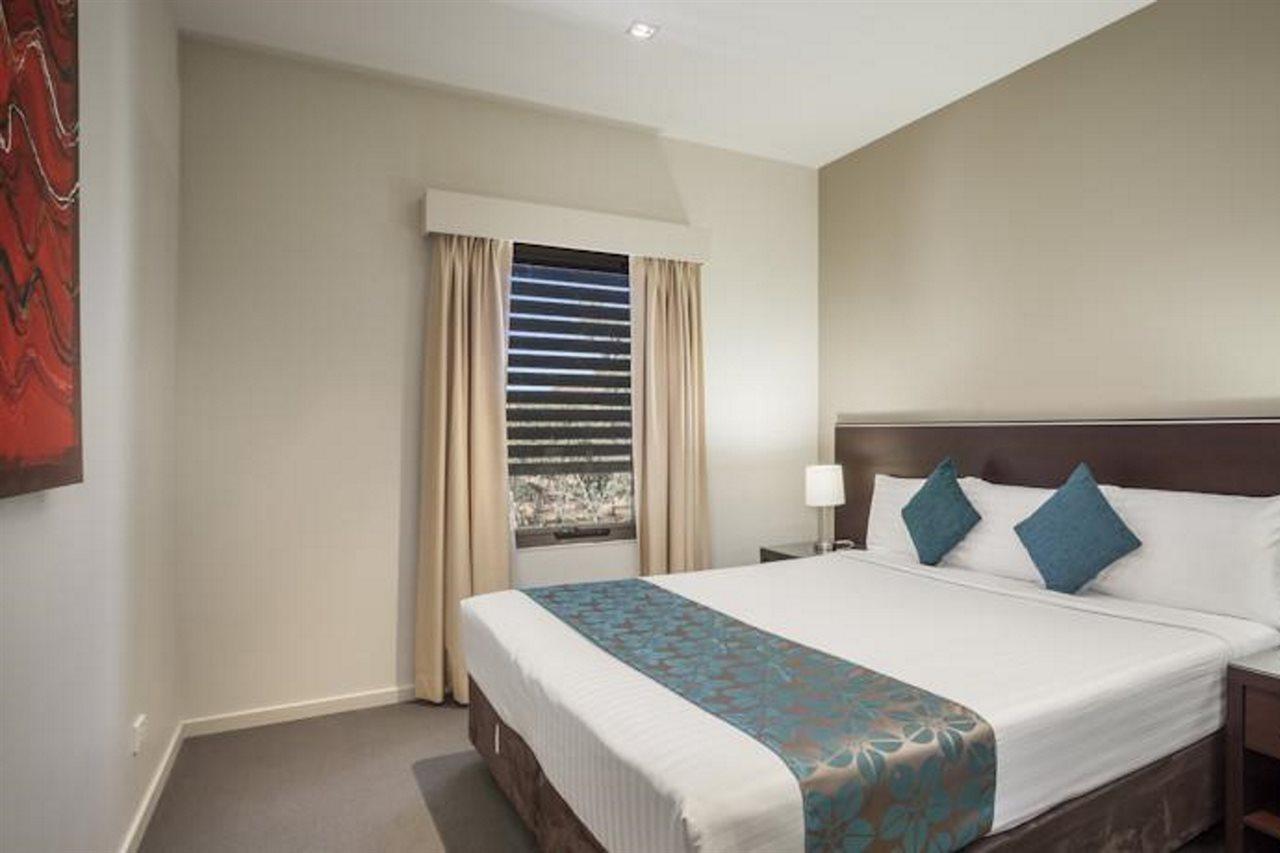 Quest Alice Springs Aparthotel Bagian luar foto